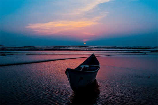 对孩子的四字寄语 【对孩子的四字寄语平安快乐】