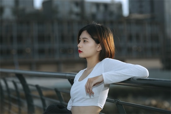 写烟花的创意句子 写烟花的句子