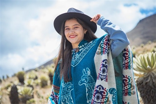 文案句子爱情甜蜜(甜蜜暖心的幸福文案)